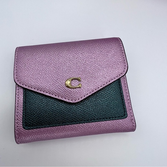 Coach quilted colorblock metallic multi camera bag and matching wallet - Picture 8 of 16